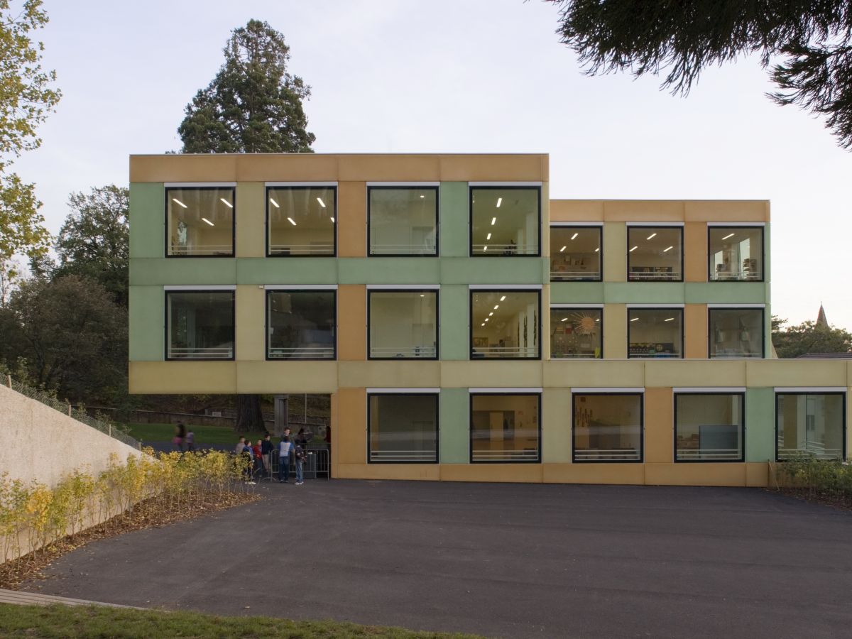 2007_Neuchâtel_Ecole Maladière_Foto Yves André_01_aussen_16-9.jpg